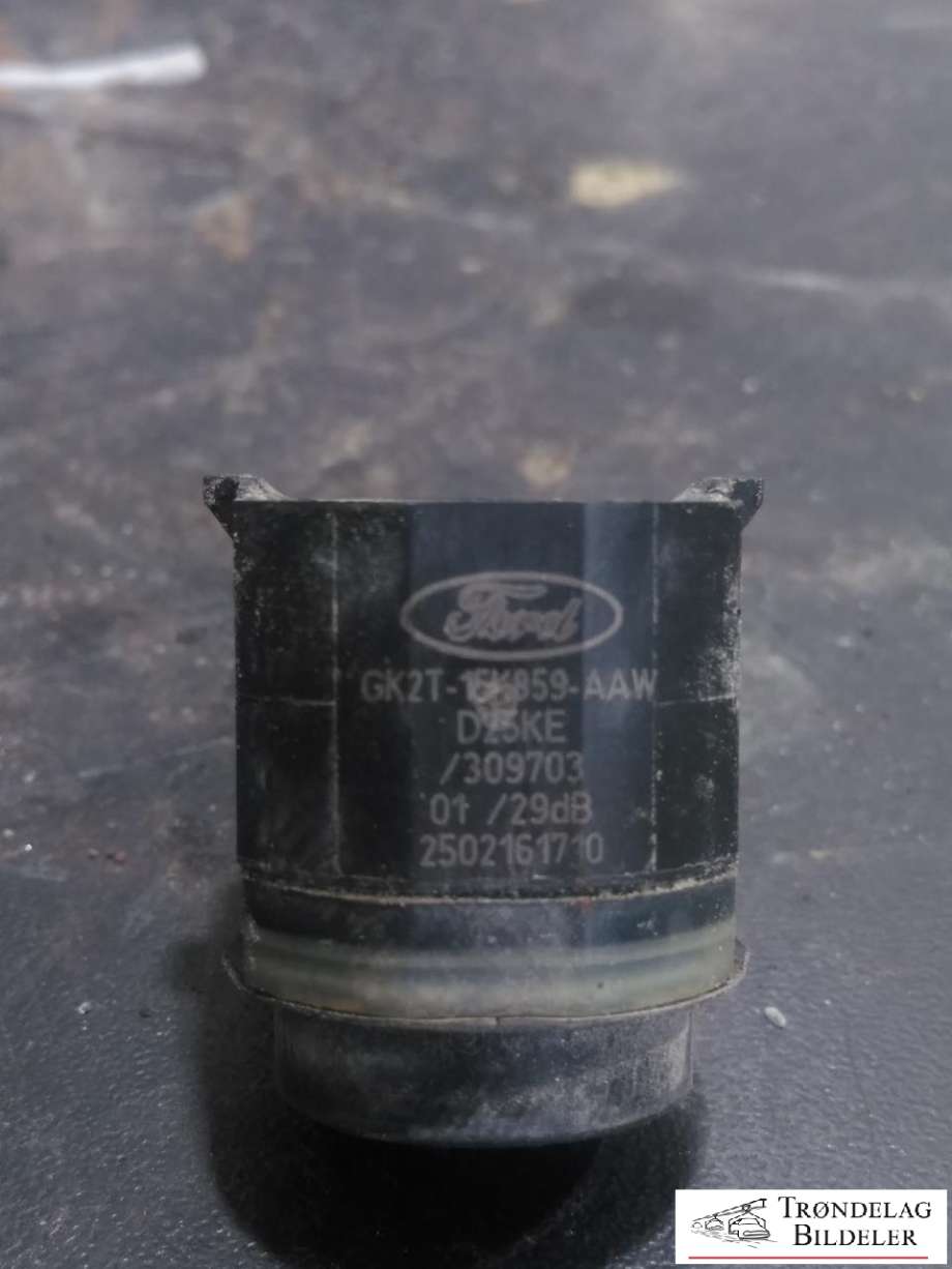 Parkeringssensor bak til Ford Kuga 2013-2019  (GK2T-15K859-AAW|)