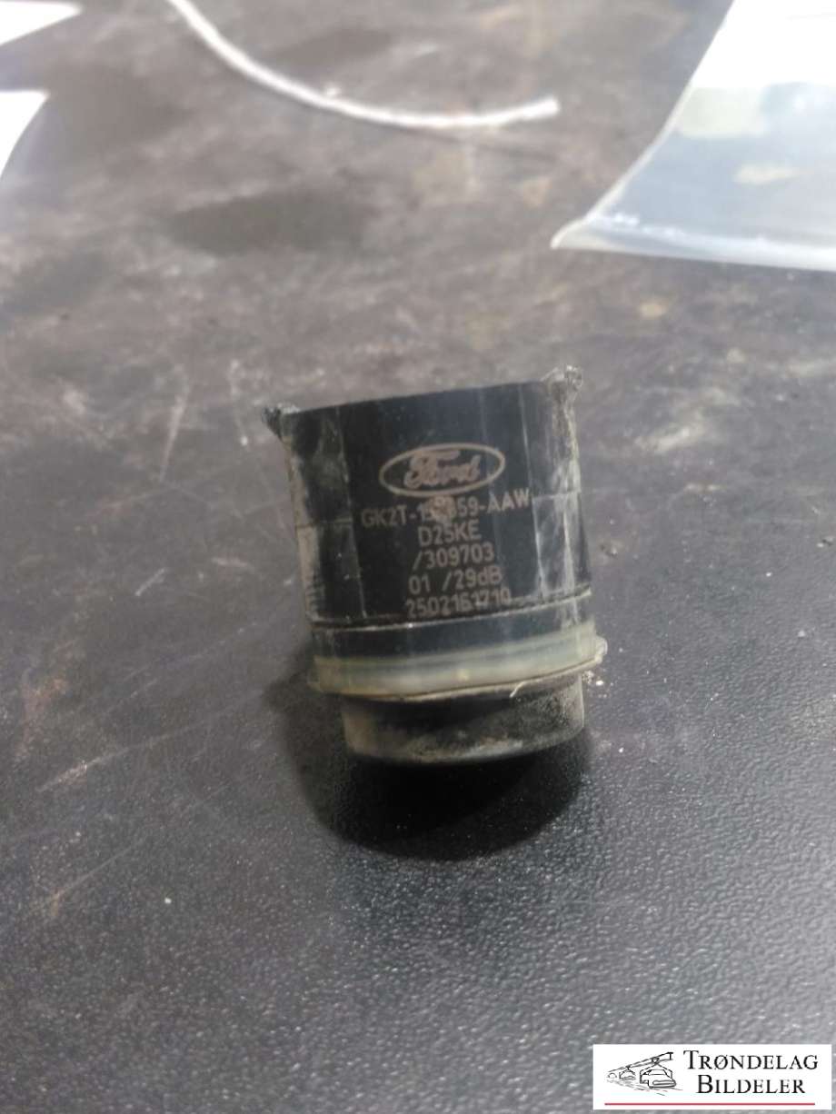 Parkeringssensor bak til Ford Kuga 2013-2019  (B327604|)