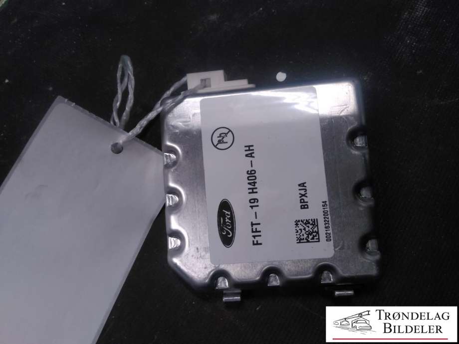Kamera til Ford Kuga 2013-2019 (F1FT-19H406-AH|)