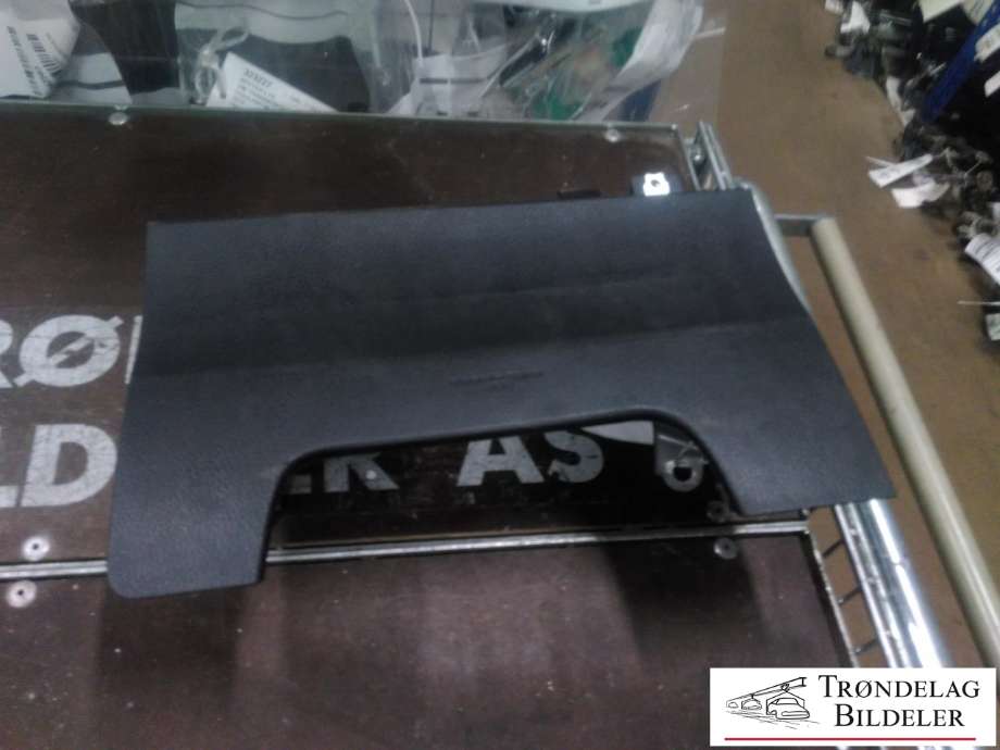 Airbag kne til Toyota RAV4, 2016-2019 (Type IV, Fase 2)  (73900-42031-C0)