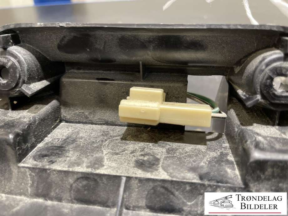 Baklykt bremselys bakrute til Toyota Hiace 2007-2012 (Fase 3)  (8157026160|)