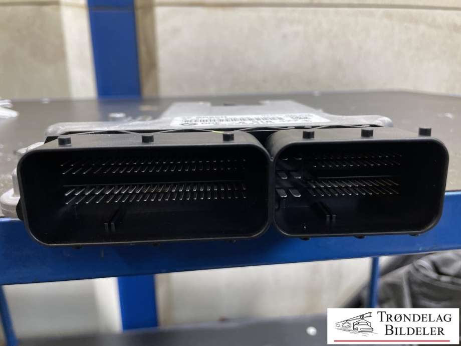 Styreenhet motor til BMW X3 2010-2017 (F25) (F25) (8518477-01|)