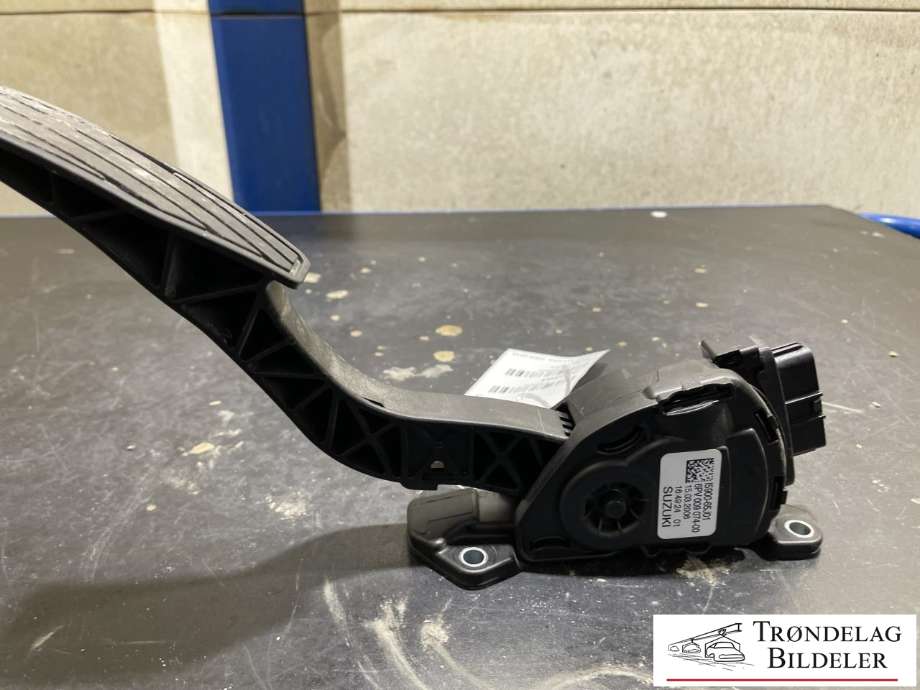 Pedal gass til Suzuki Grand Vitara 2005-2015 (Type III)  (5900-65J01|)