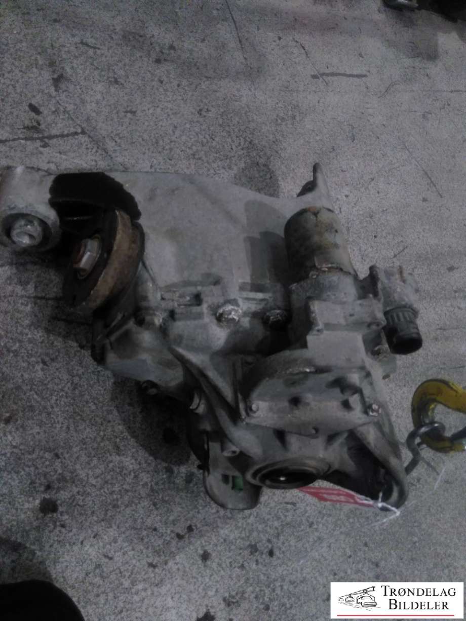 Kardang klokke bak til Land Rover Discovery, 2009-2017 (Type IV)  (AH224W063EC)