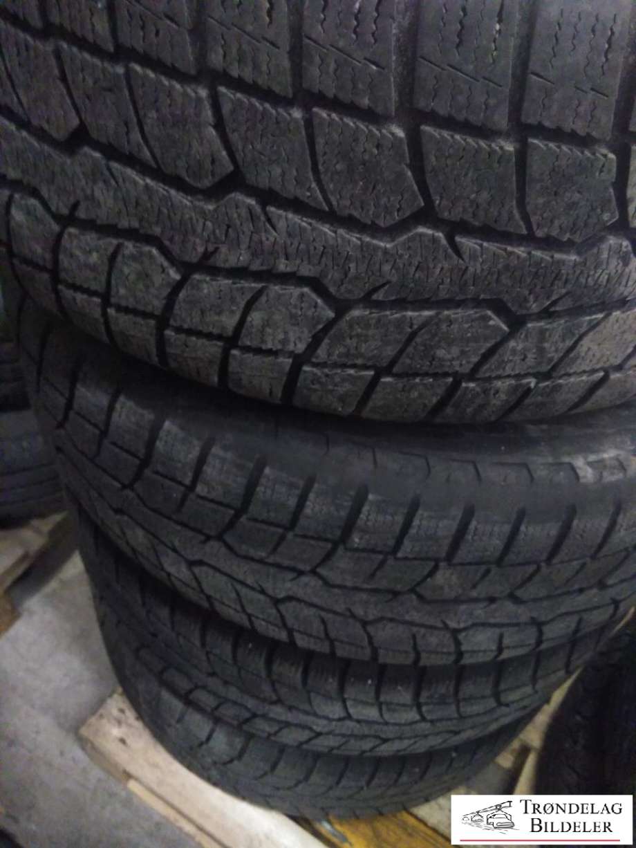 Hjulsett aluminium vinter til Mercedes R-Klasse 2006-2013 (W251) (W251) (TOYO|225/65R17 5X112 7.5JX17 ET56? CB 66.6MM|4-5MM MØNSTERDYBDE|PROD 30-20)