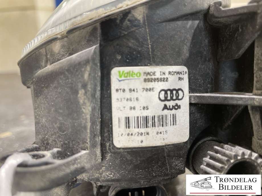 Tåkelykt høyre foran til Audi Q3 2011-2014 (Type I, Fase 1)  (8T0 941 700E|)