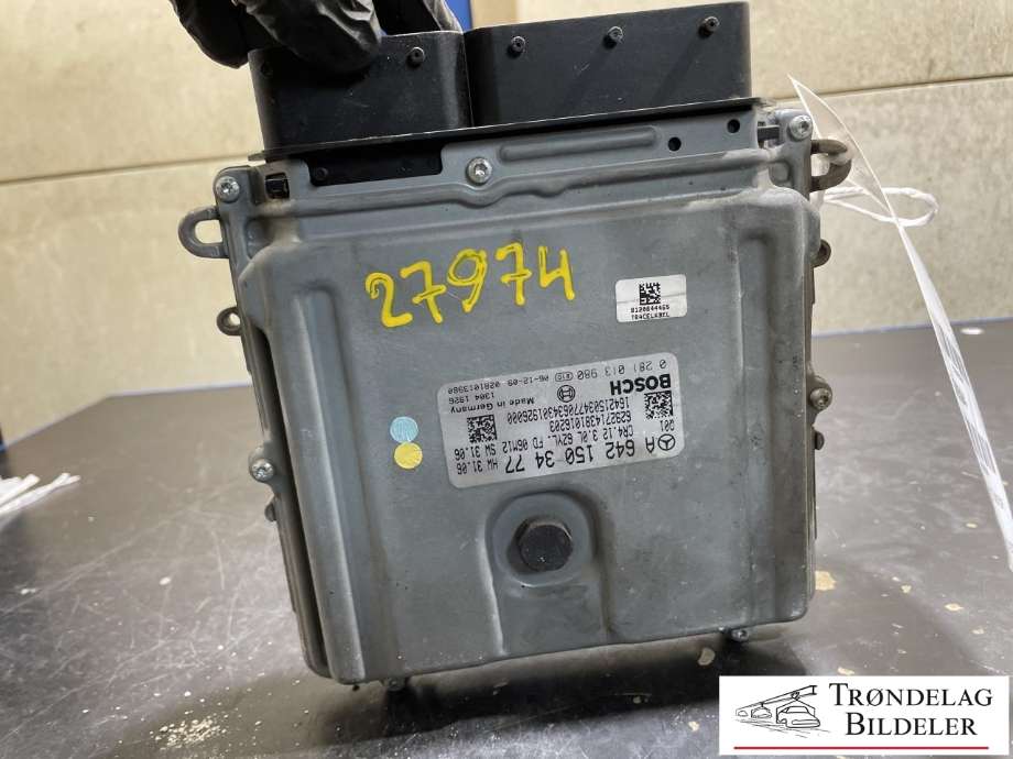 Styreenhet motor til Mercedes R-Klasse 2006-2013 (W251) (W251) (A 642 150 34 77|)