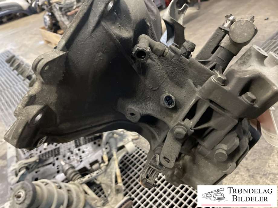 Girkasse manuell til Opel Astra J 2010-2015