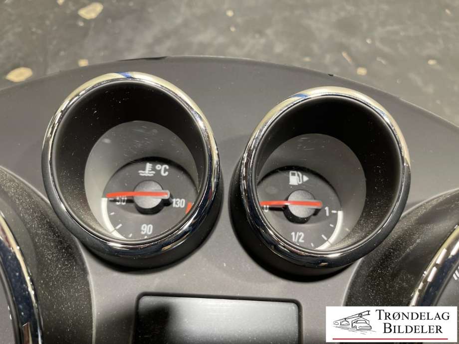 Instrumentpanel til Opel Astra J 2010-2015  (13374938|)