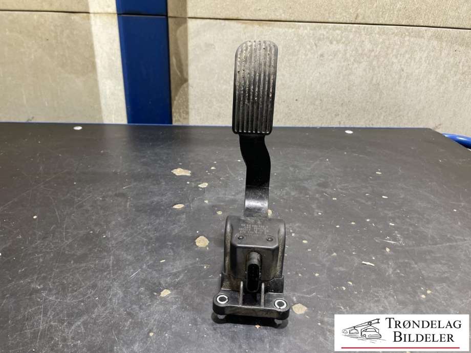 Pedal gass til Mercedes Vito/Viano 2004-2010 (Fase 1) (W639) (W639) (A9063000304|)