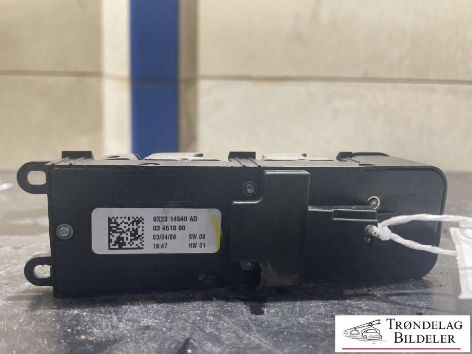 Bryter ruteheis førerdørspanel til Jaguar XF 2008-2015 (X250) (X250) (8X23 14540 AD|)