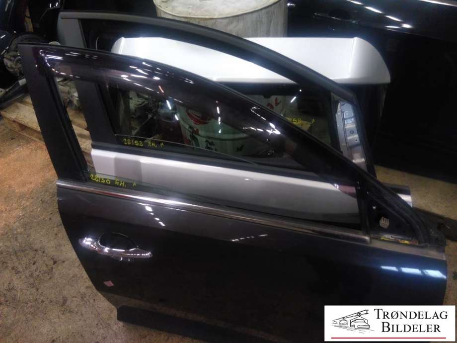 Dør høyre foran til Kia Sportage 2010-2016 (Type III)  (760043W000|)