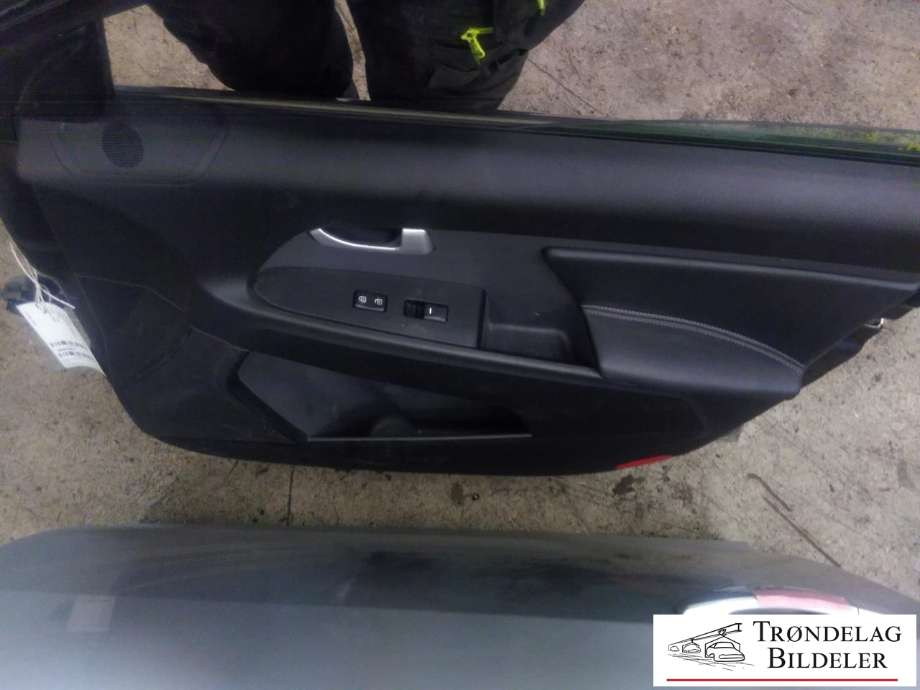 Dør høyre foran til Kia Sportage 2010-2016 (Type III)  (760043W000|)
