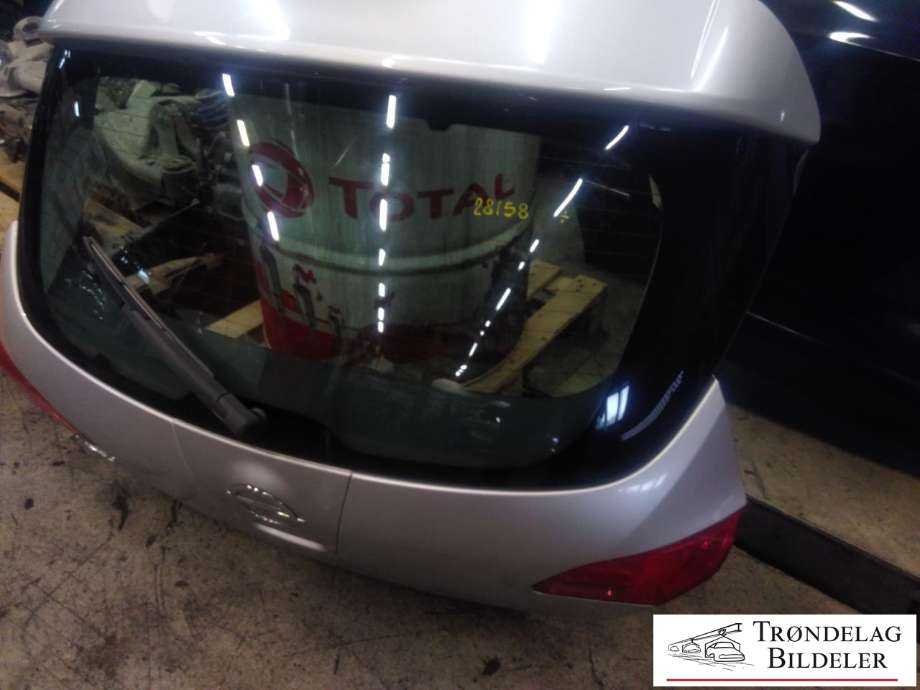 Bakluke til Opel Astra J 2010-2015  (13288625|13372624|13258132)
