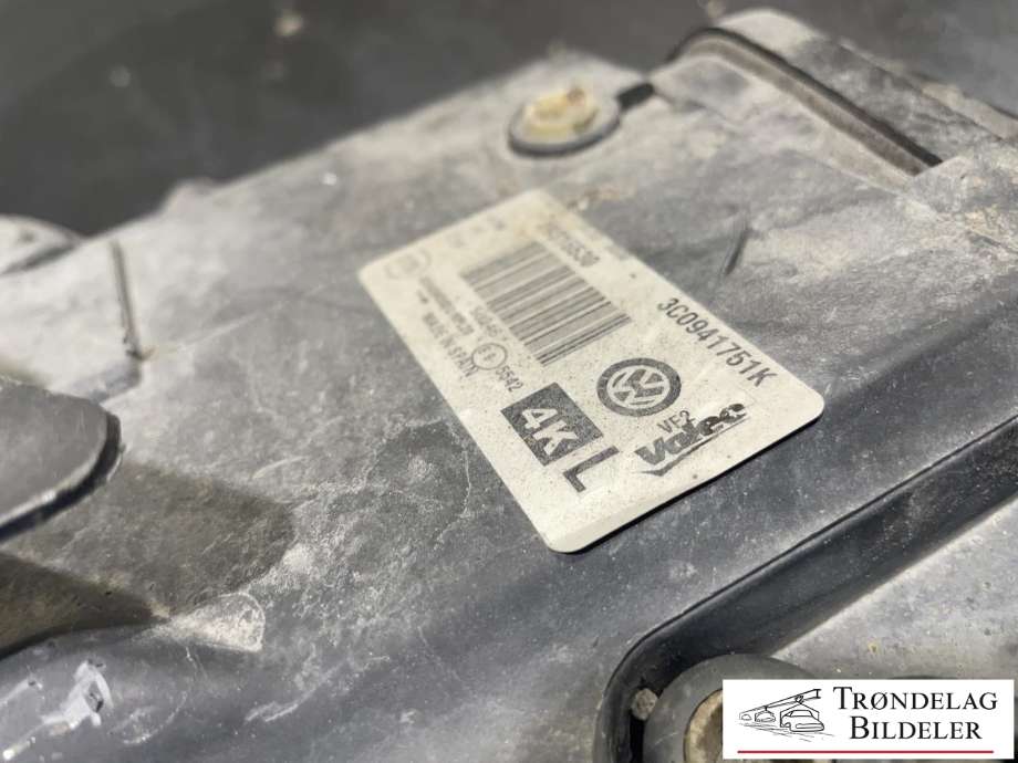 Frontlykt venstre xenon til VW Passat 2005-2010 (B6) (B6) (3C0941751K|)