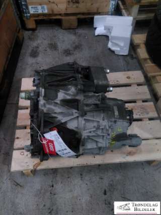 Motor elbil foran til Tesla Model 3,   (|3D3)