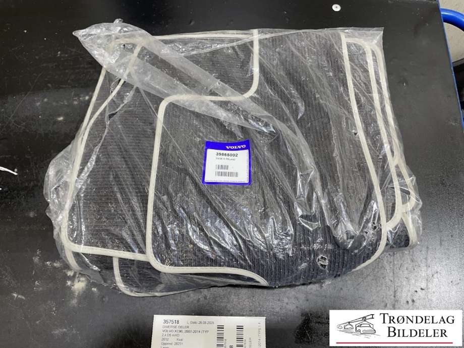 Diverse deler til Volvo XC90, 2007-2014 (Type I, Fase 2)  (VOLVO|39865002)
