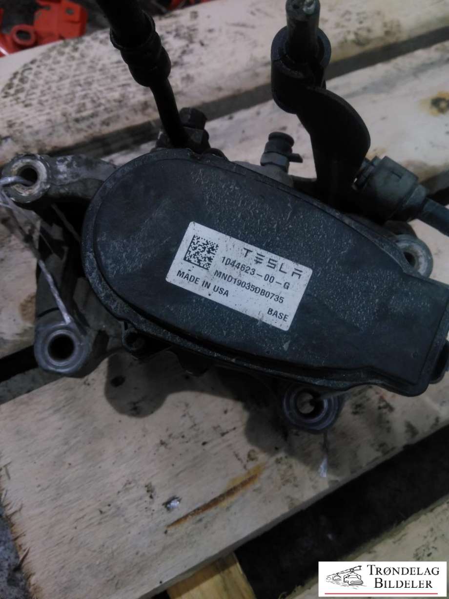 Bremsecaliper venstre bak, elektrisk til Tesla Model 3 2018-2023 (Fase 1)  (8008206-00-B|8008206-00-A|355X20MM)