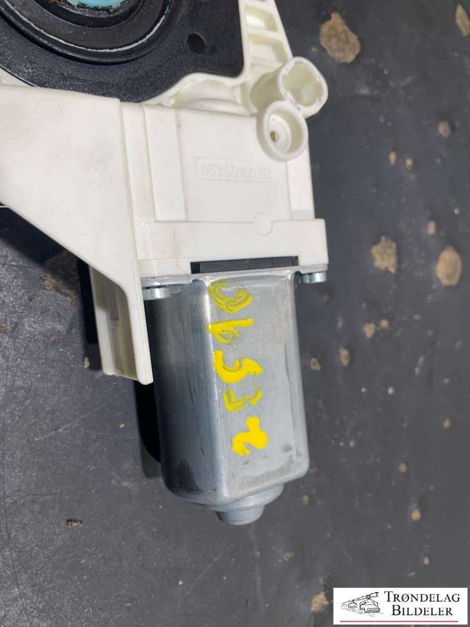 Ruteheis, kun motor, høyre foran til Škoda Superb 2008-2015 (Type II)  (8K0959802A|)