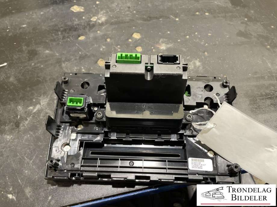Bilstereo betjeningspanel til Volvo XC90 2007-2014 (Type I, Fase 2)  (36001924|)