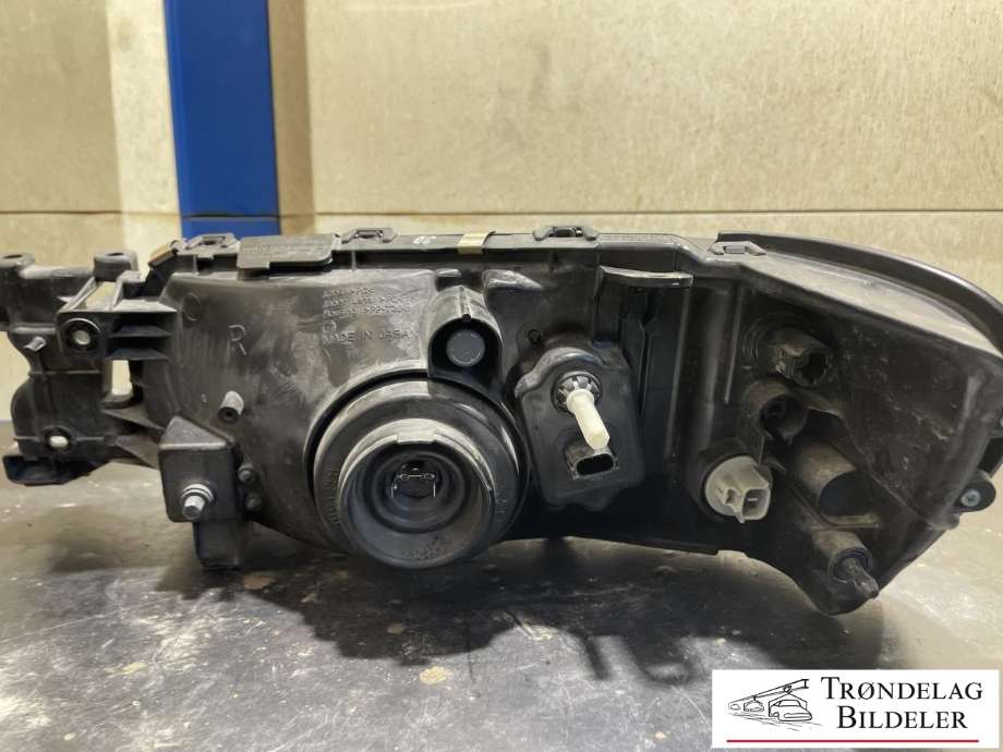 Frontlykt høyre halogen til Subaru Forester 2005-2008 (Type II, Fase 2)  (84912SA630|)