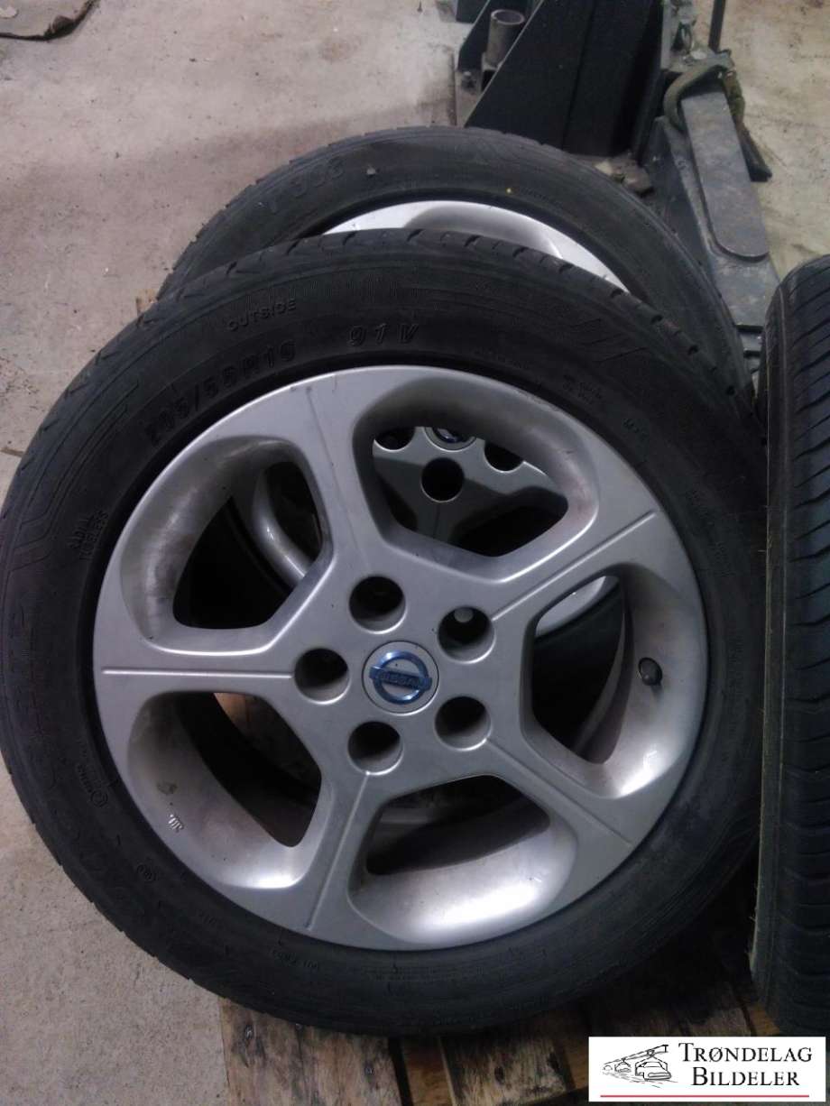Hjulsett aluminium sommer til Nissan Leaf 2011-2017 (Type I)  (AUTOGRIP|205/55/R16 5X114.3 6.5JX16 ET40 CB66.1MM|5-6 MM MØNSTERDYBDE|PROD 40-17)
