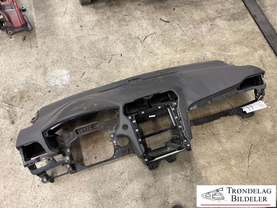 Dashbord til Ford Mondeo, 2014-2019 (Type V, Fase 1)  