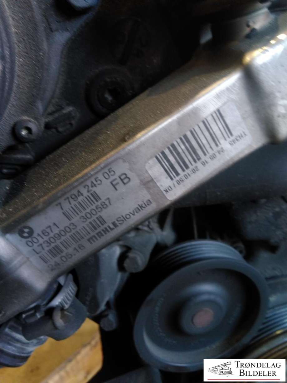 Motor diesel til BMW 5-Serie 2003-2010 (E60/E61) (E60/E61) (11 00 7 789 800|11007789801|M57D25O1|256D2|)
