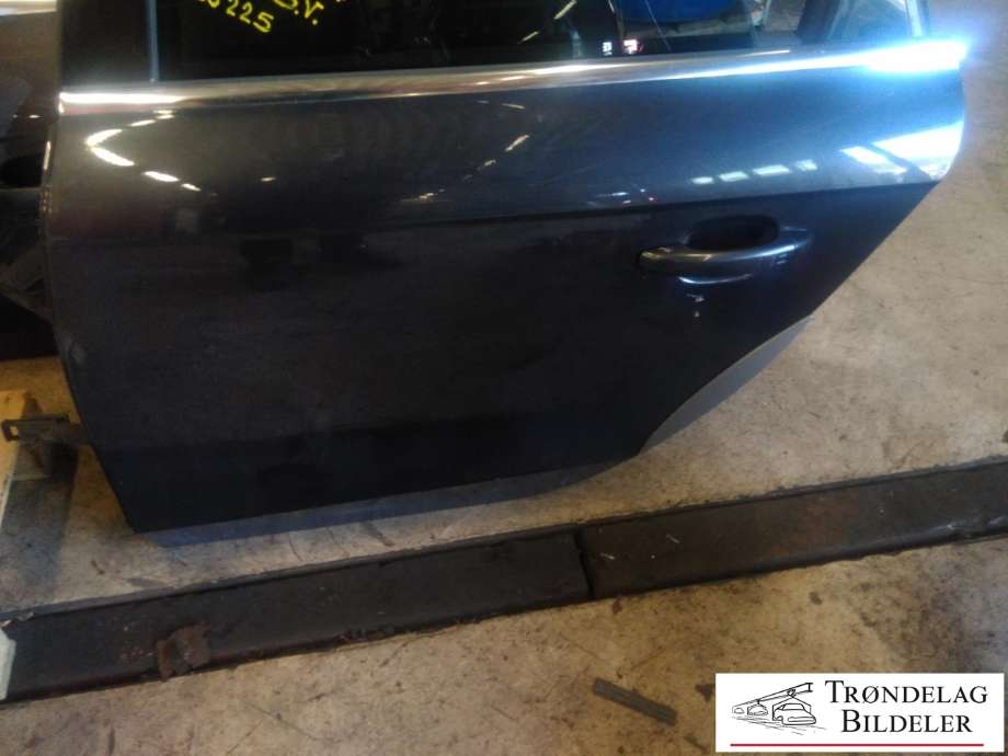Dør venstre bak til Audi A4, Allroad 2009-2016 (Type I) (B8) (B8) (8K9 833 051 D|)