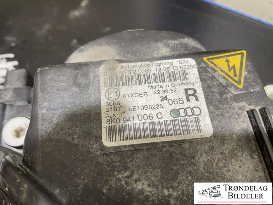 Frontlykt høyre xenon til Audi A4, Allroad 2009-2016 (Type I) (B8) (B8) (8K0 941 044 C|8K0 941 044 F|8K0 941 006 C)