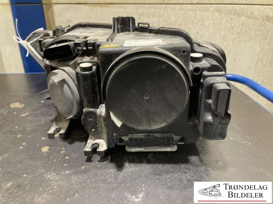 Frontlykt høyre xenon til Audi A4, Allroad 2009-2016 (Type I) (B8) (B8) (8K0 941 044 C|8K0 941 044 F|8K0 941 006 C)