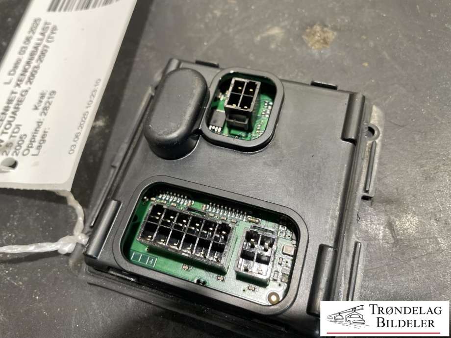 Styreenhet xenon/ballast til VW Touareg 2003-2007 (Type I, Fase 1)  (VALEO|89390030|)