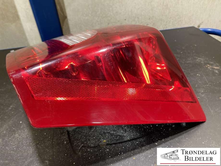 Baklykt høyre til Dodge Caliber 2006-2010  