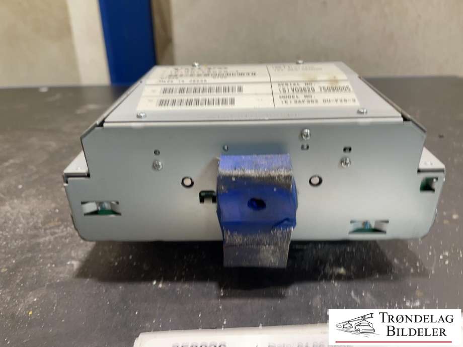 Bilstereo navigasjon skjerm til Volvo XC90 2007-2014 (Type I, Fase 2)  (30775626-1|)