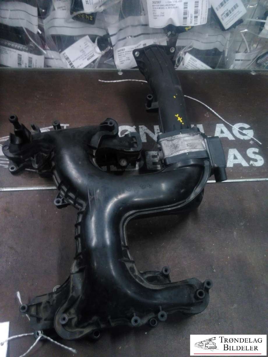 Manifold innsug til Audi A6 2011-2014 (Type IV, Fase 1) (C7) (C7) (059 129 711 EF|)