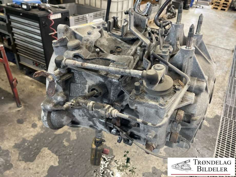Girkasse 4WD komplett til Mitsubishi Outlander 2012-2015 (Type III, Fase 1)  (2500A358|)