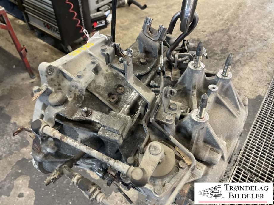 Girkasse 4WD komplett til Mitsubishi Outlander 2012-2015 (Type III, Fase 1)  (2500A358|)