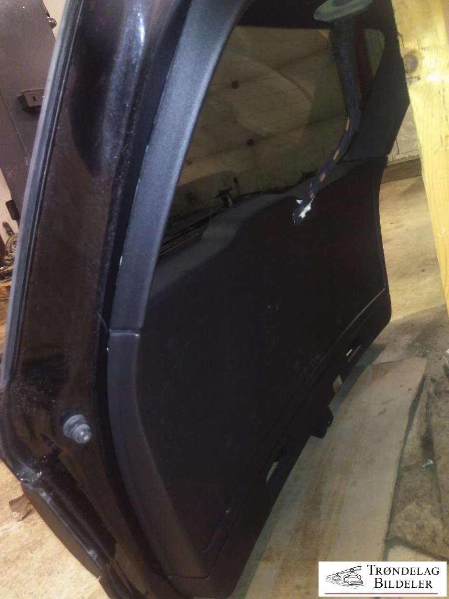 Bakluke til Mercedes GLE 2015-2018 (Fase 2) (W166) (W166) (A 166 740 50 00|)