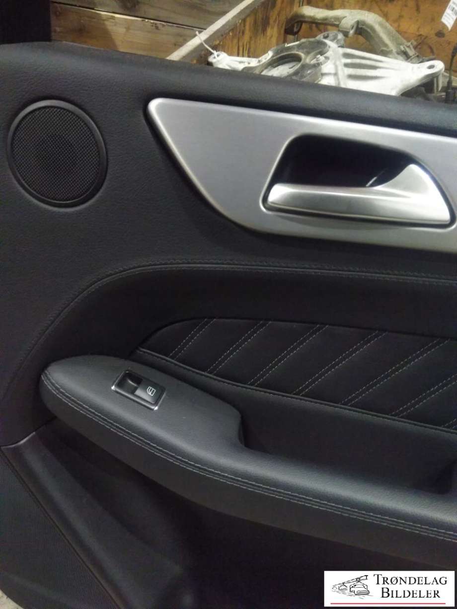 Dør høyre bak til Mercedes GLE 2015-2018 (Fase 2) (W166) (W166) (A 166 730 02 05|)