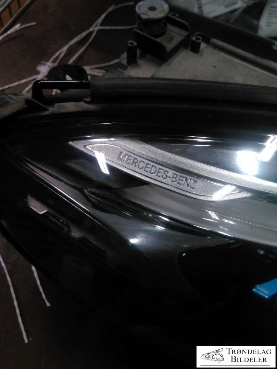 Frontlykt høyre full-LED til Mercedes GLE 2015-2018 (Fase 2) (W166) (W166) (A1669061603|)