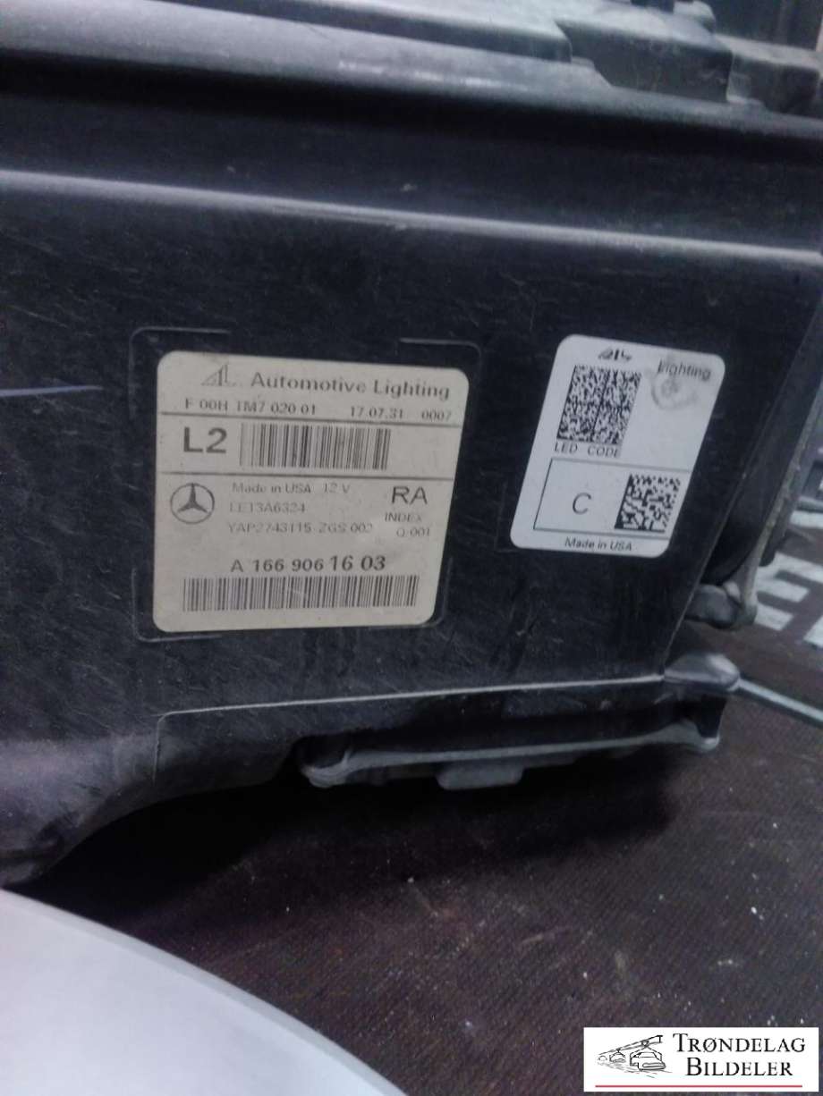 Frontlykt høyre full-LED til Mercedes GLE 2015-2018 (Fase 2) (W166) (W166) (A1669061603|)