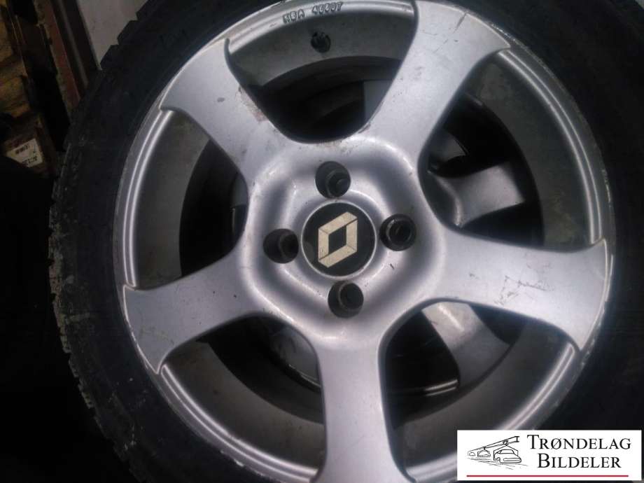 Hjulsett aluminium vinter til Renault Kangoo 1998-2003 (Type I, Fase 1)  (TRIANGLE|185/60R15 4X100 5.5JX15 ET35? CB60.1MM|7-8MM MØNSTERDYBDE|PROD 13/23)