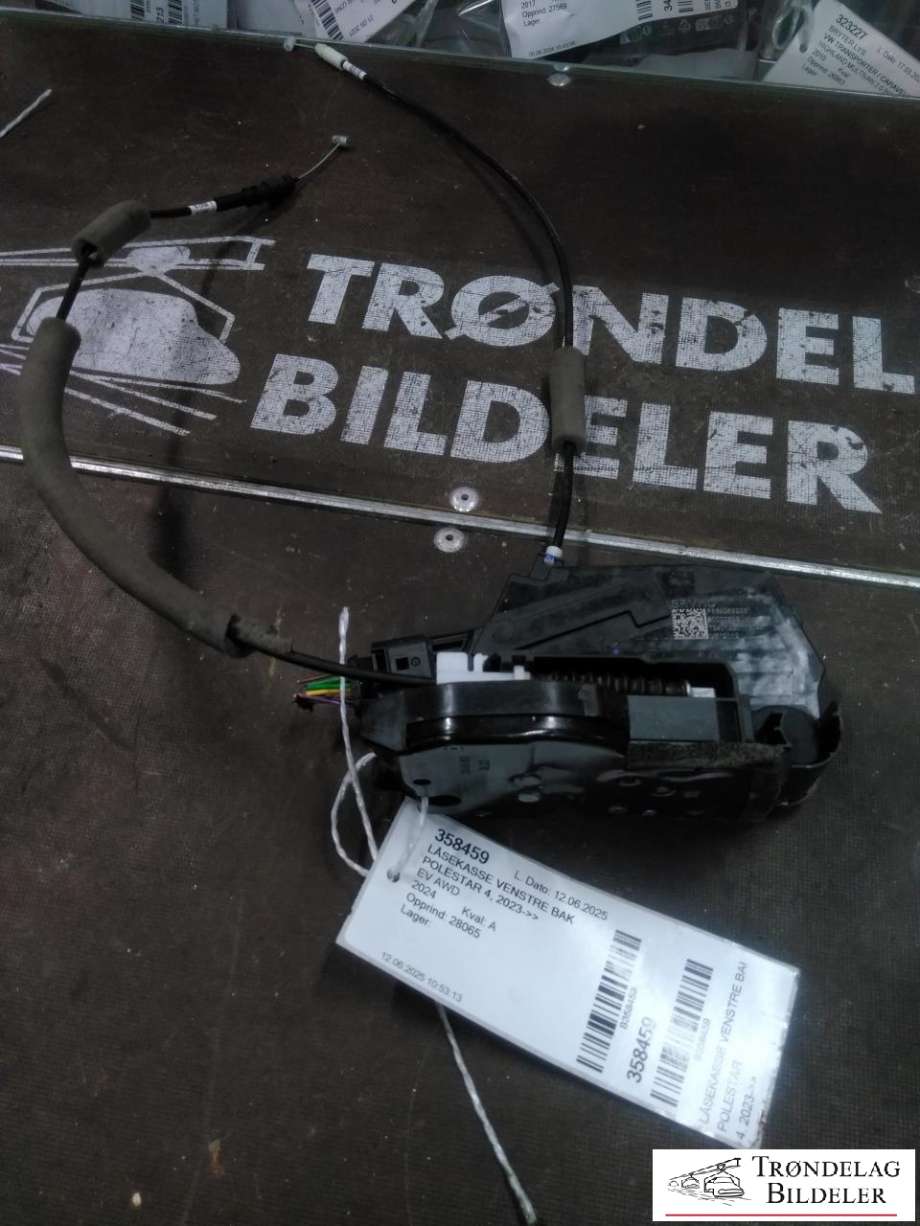 Låsekasse venstre bak til Polestar 4, 2023-->>  (80007626)