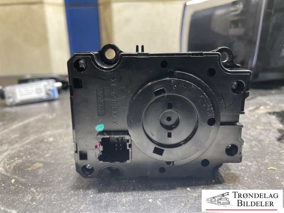Bryter diverse til Ford Ranger / Ranger Raptor 2015-2022  (N1WT-14B596-KE|)