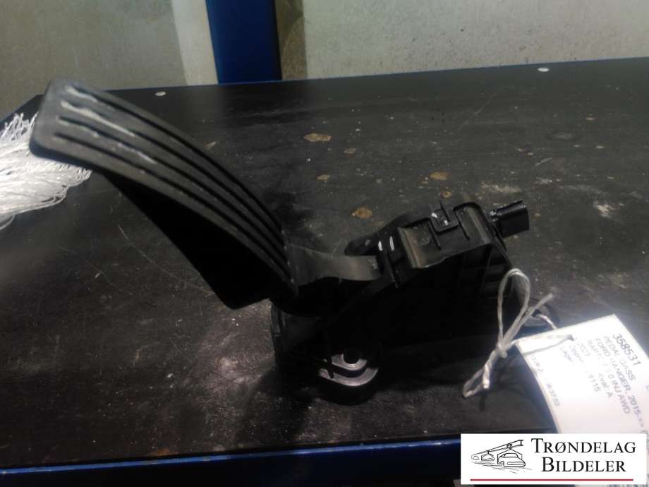 Pedal gass til Ford Ranger / Ranger Raptor, 2015-2022  (MB3C-9F836-AA)