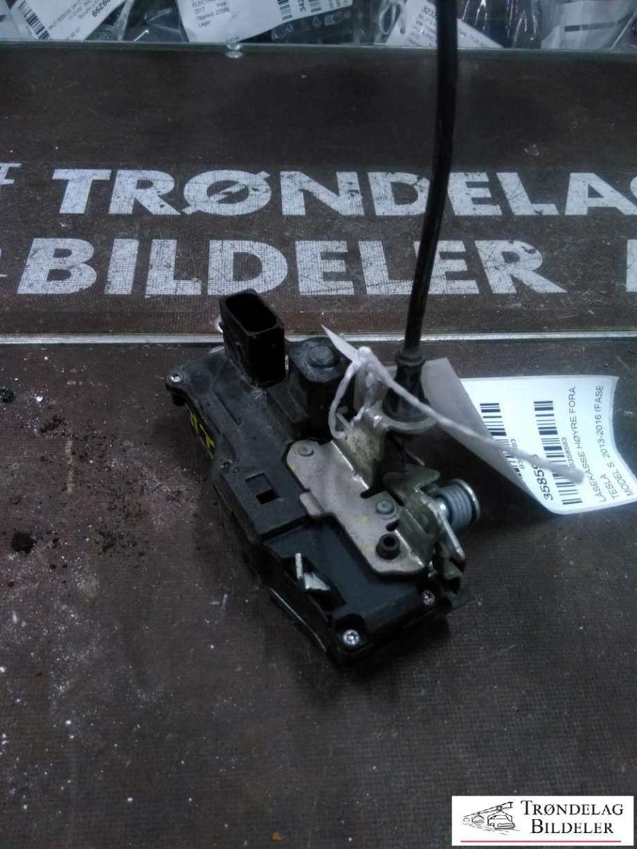 Låsekasse høyre foran til Tesla Model S, 2013-2016 (Fase 1)  (6008912-00-B)