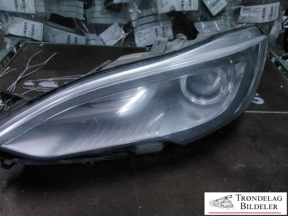 Frontlykt venstre xenon til Tesla Model S, 2013-2016 (Fase 1)  (6005910-00-B)
