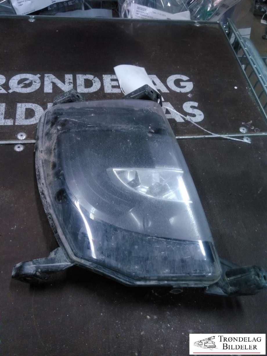 Tåkelykt høyre foran til Tesla Model S, 2013-2016 (Fase 1)  (1024018-00-A)