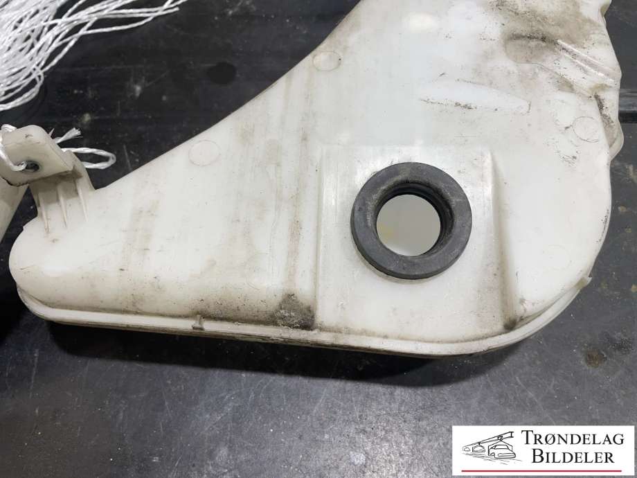Spylertank til Audi A7 2010-2014 (Type I, Fase 1) (4G8 955 453 D|4G8 955 453 F|1K5 955 651)