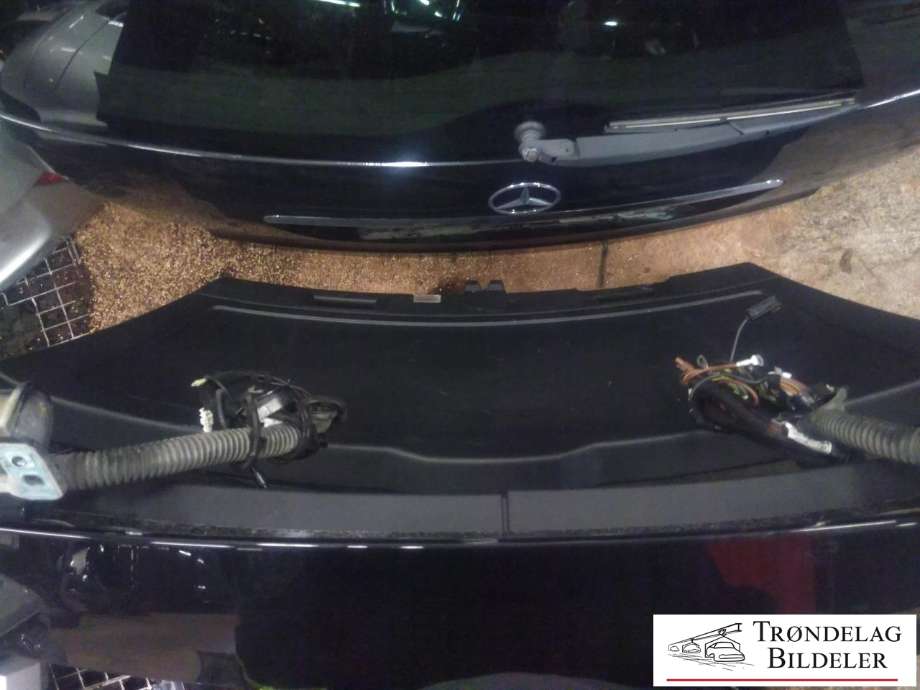 Bakluke til Mercedes GLK 2008-2015 (X204) (X204) (A 204 740 04 00|)